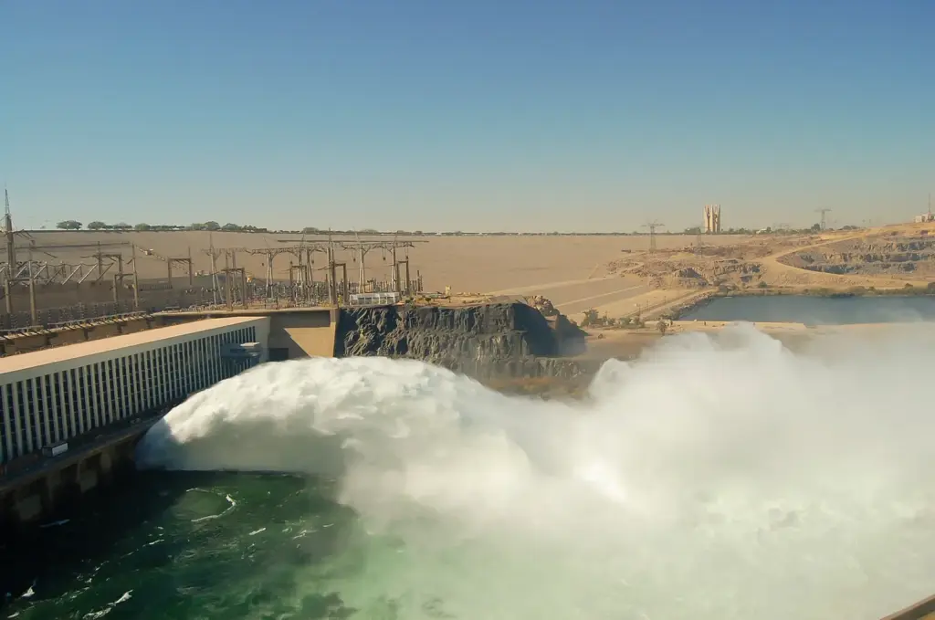 Aswan High Dam (1)