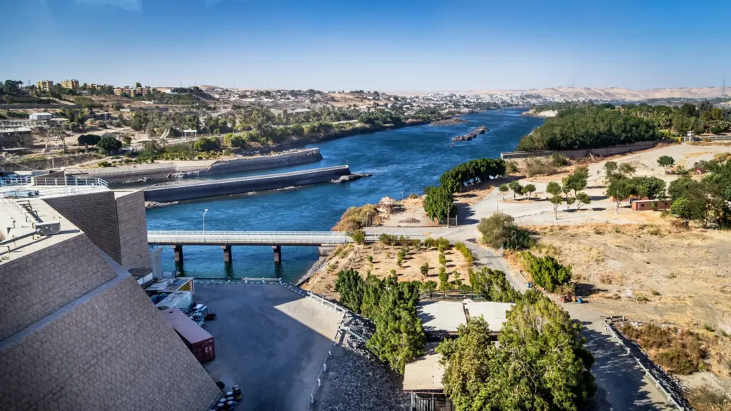Aswan High Dam (2)