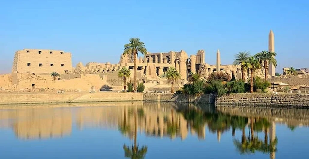 Day-Trip-To-Luxor-From-Marsa-Alam-egypt-inside (7)