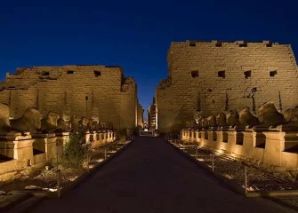 Day-Trip-To-Luxor-From-Marsa-Alam-egypt-inside (6)