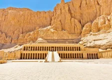 Las Orillas Oriental Y Occidental De Luxor (9)