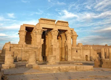 Los Templos De Edfu Y Kom Ombo (4)