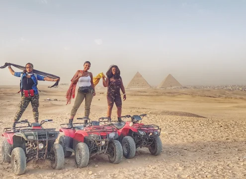 Quad Por Pirámides De Guiza Desde El Cairo (1)