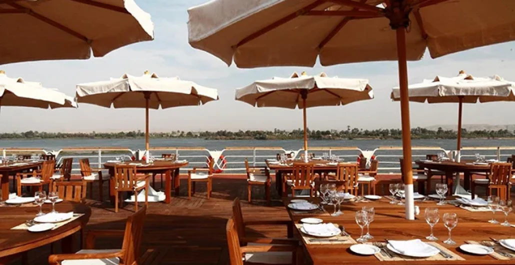7-Night-Nile-Cruise-egypt-inside (4)