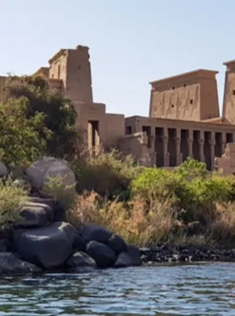 Marsa-Alam-To-Abu-Simbel-egypt-inside (1)