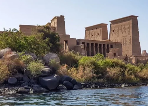 Marsa-Alam-To-Abu-Simbel-egypt-inside (1)