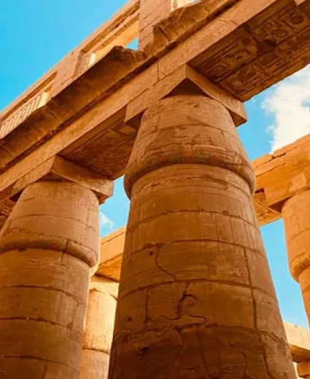 Marsa-Alam-To-Abu-Simbel-egypt-inside (1)